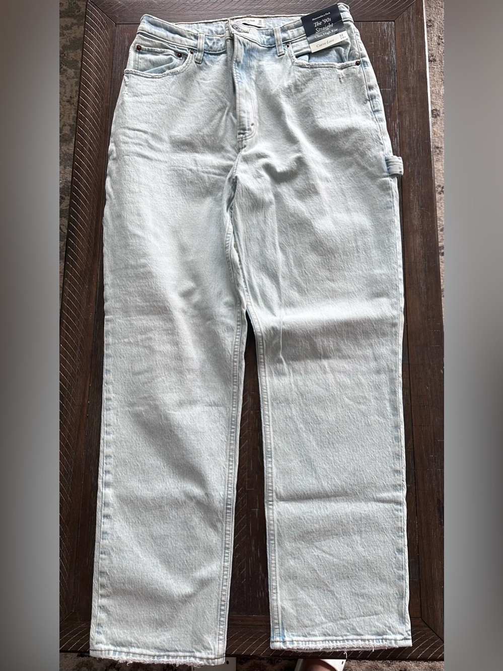 Abercrombie & Fitch Light Wash 90’s Straight Ultra High Rise Curve Love Jeans
